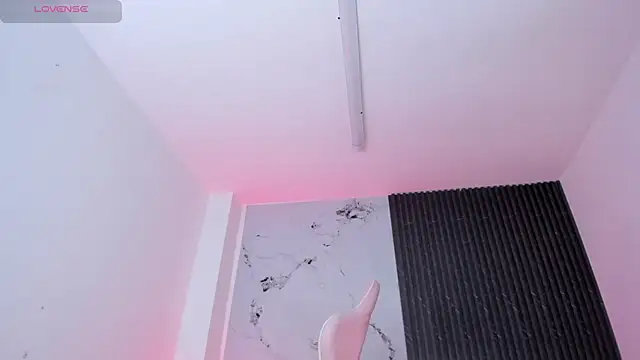 Chloemuaak live cam on StripChat
