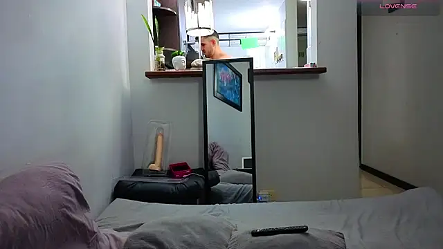 Matiashorney webcam