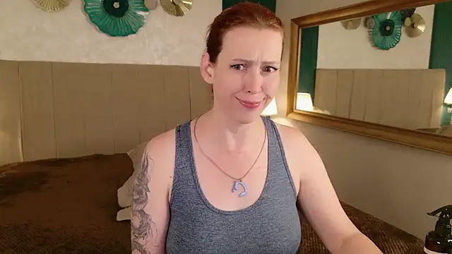 Evie_Berret webcam