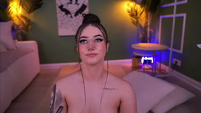 LexiSolene webcam