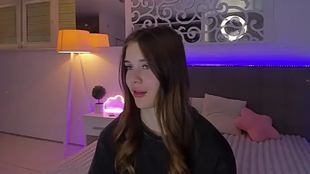 LuisaClover webcam