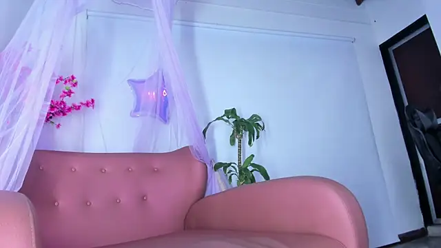 Scarlett-022 webcam