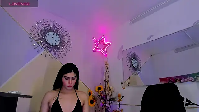 Ash-Bbynight webcam