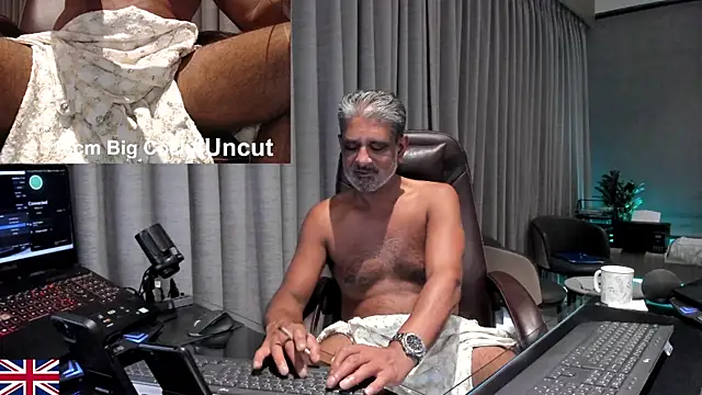 OnlineBossUK webcam