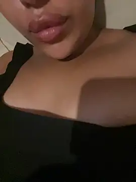Sexlove1xo webcam