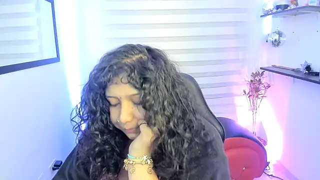 Agatha_Marin webcam
