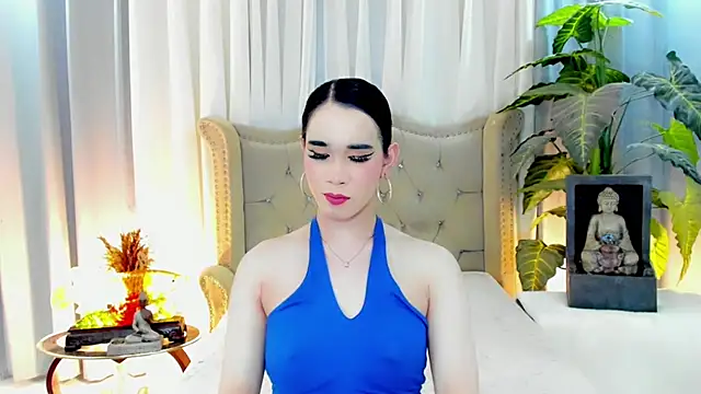 LexiLoreOnTop webcam