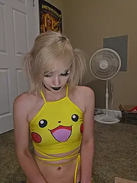 AmethystFoxx webcam