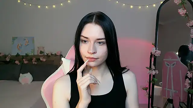 Tina_Charm webcam