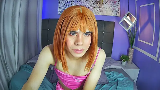 emma_cut3_ webcam
