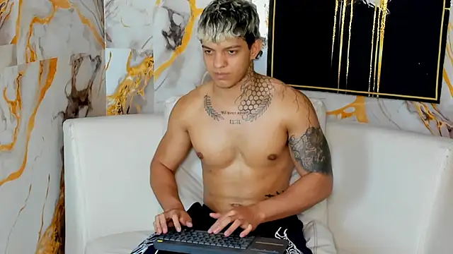 Noah__Browm webcam