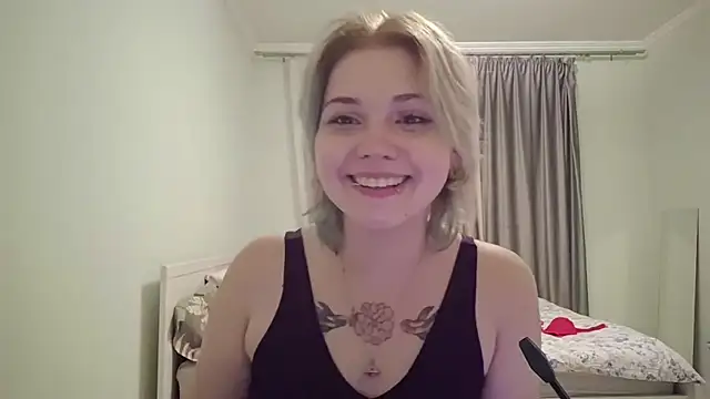 VelouraXo webcam