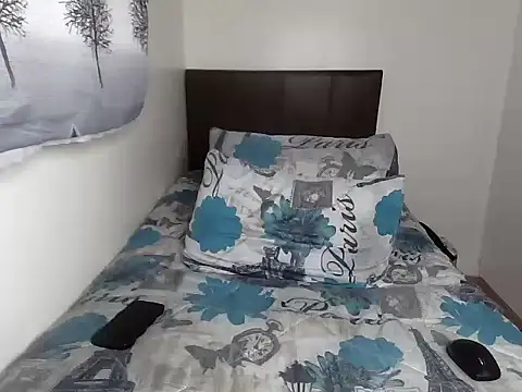 Sexylips1x webcam