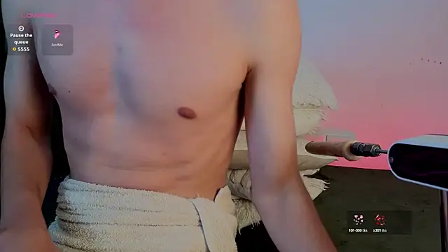 Levii_Ackermann live cam on StripChat