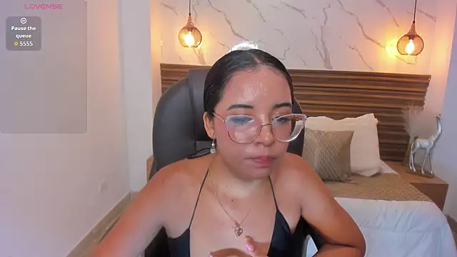 alana_martiins webcam
