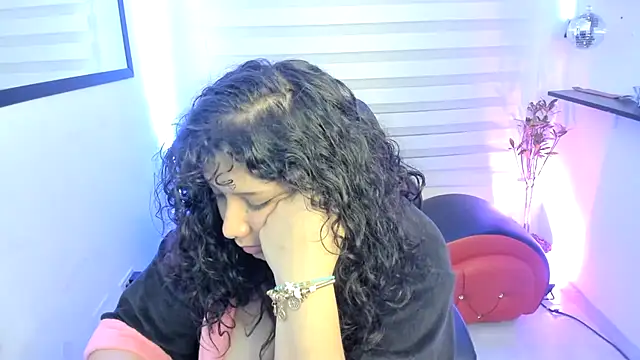 Agatha_Marin webcam