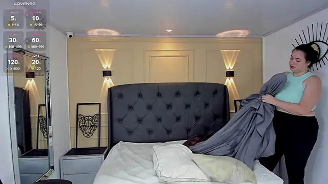 Maya_johnson2 webcam