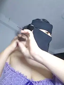 Big_as-big webcam