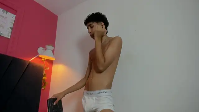 ero_boy40 webcam