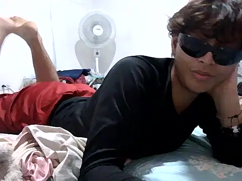 NarcismoXmoon webcam