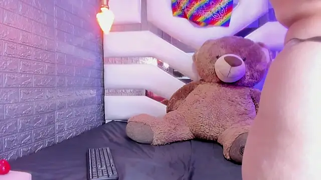 AngellyTompson webcam