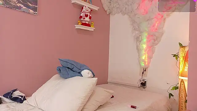 mia_gold_ webcam