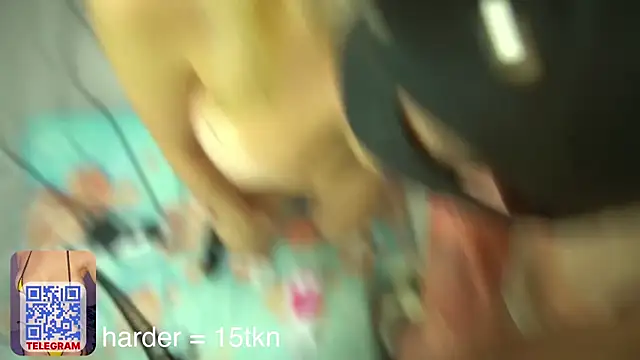 cream_fucks webcam