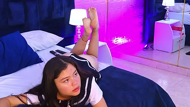 crystal_loren's live room