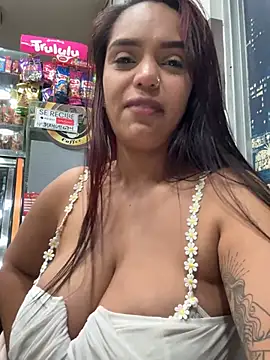 Sara-77 live sex cam