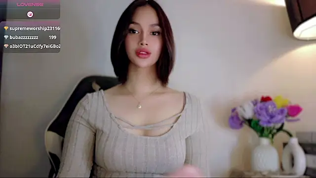 Anna_HollyDoll webcam