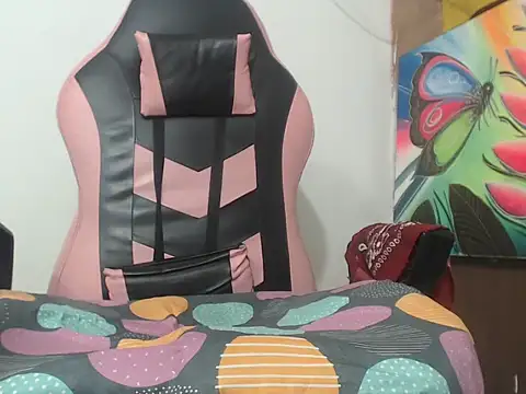 Estebanbigcock23 webcam