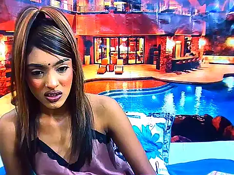 IndianPretty14u2Luv webcam
