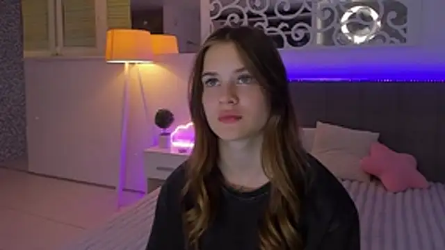 LuisaClover webcam
