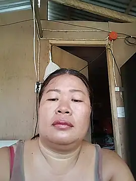 Lovelywoman43 webcam