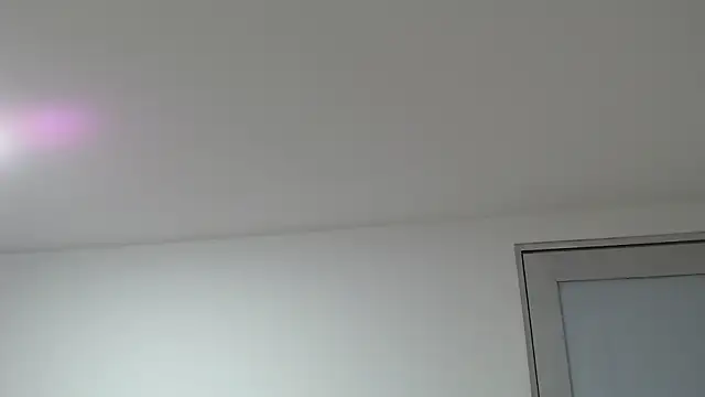 JessiDovee webcam