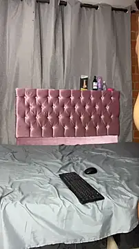 Antonella_And_Thiago webcam