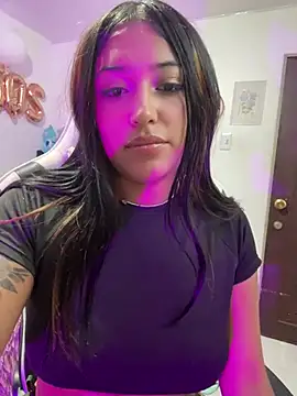 KatianPierce webcam
