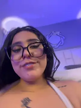 KatlynRous webcam