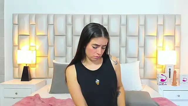paola_katy_dicks webcam