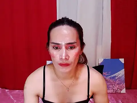 HornyKerujieTrans webcam