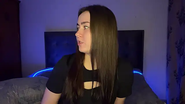 SelenaBrook webcam