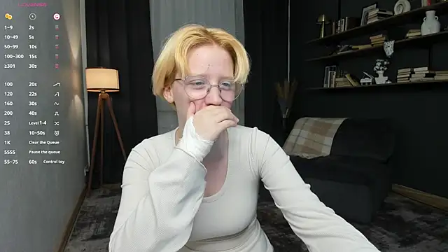 KelleCullison webcam