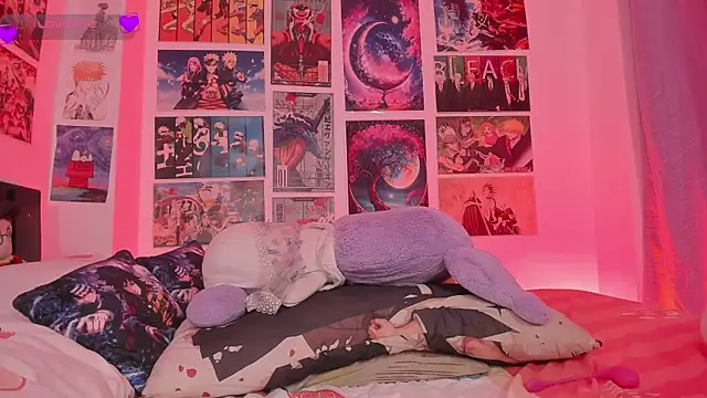 MissCurvyTop webcam