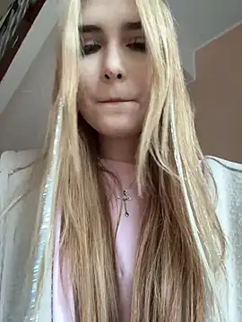 MarlboroWeb Live Webcam on Stripchat