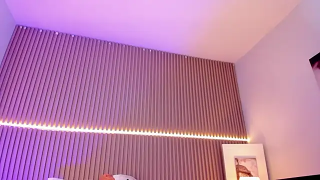 Victoria_Rosee webcam