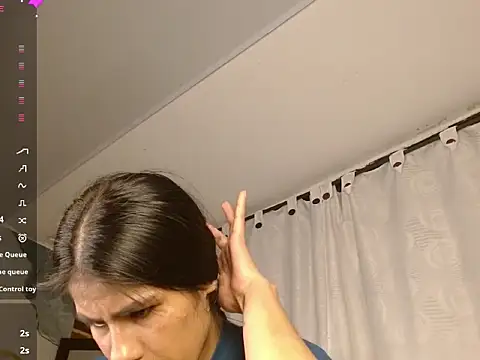 Salome_Cherie webcam