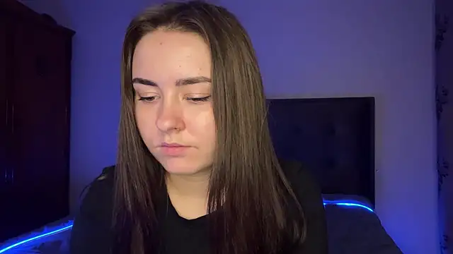 SelenaBrook live cam on StripChat