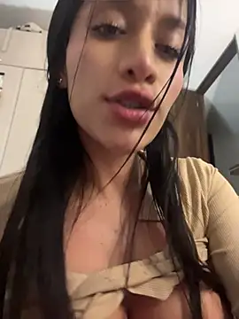 Emmily_19 webcam