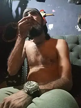 hairy_mannn webcam