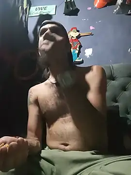 hairy_mannn webcam